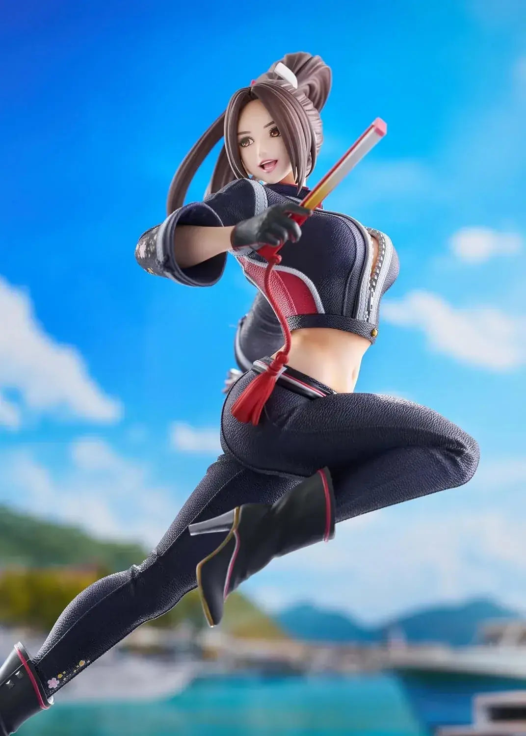 Goldenhead+ City of the Wolves Fujifire 1/7 Scale PVC Figure