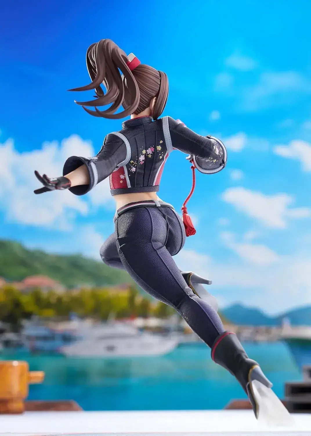 Goldenhead+ City of the Wolves Fujifire 1/7 Scale PVC Figure