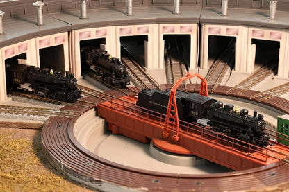 Rokuhan USRA 0-6-0 Baltimore Ohio #365 Z Gauge Model Train Locomotive