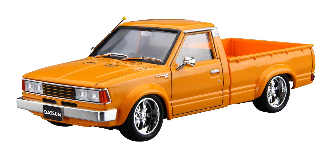 AOSHIMA The Tuned Car 1/24 Nissan 7' Datsun Truck Custom '82 Plastic Model- Japan Figure Store - #1 Bring To You The Best Japanese Goods