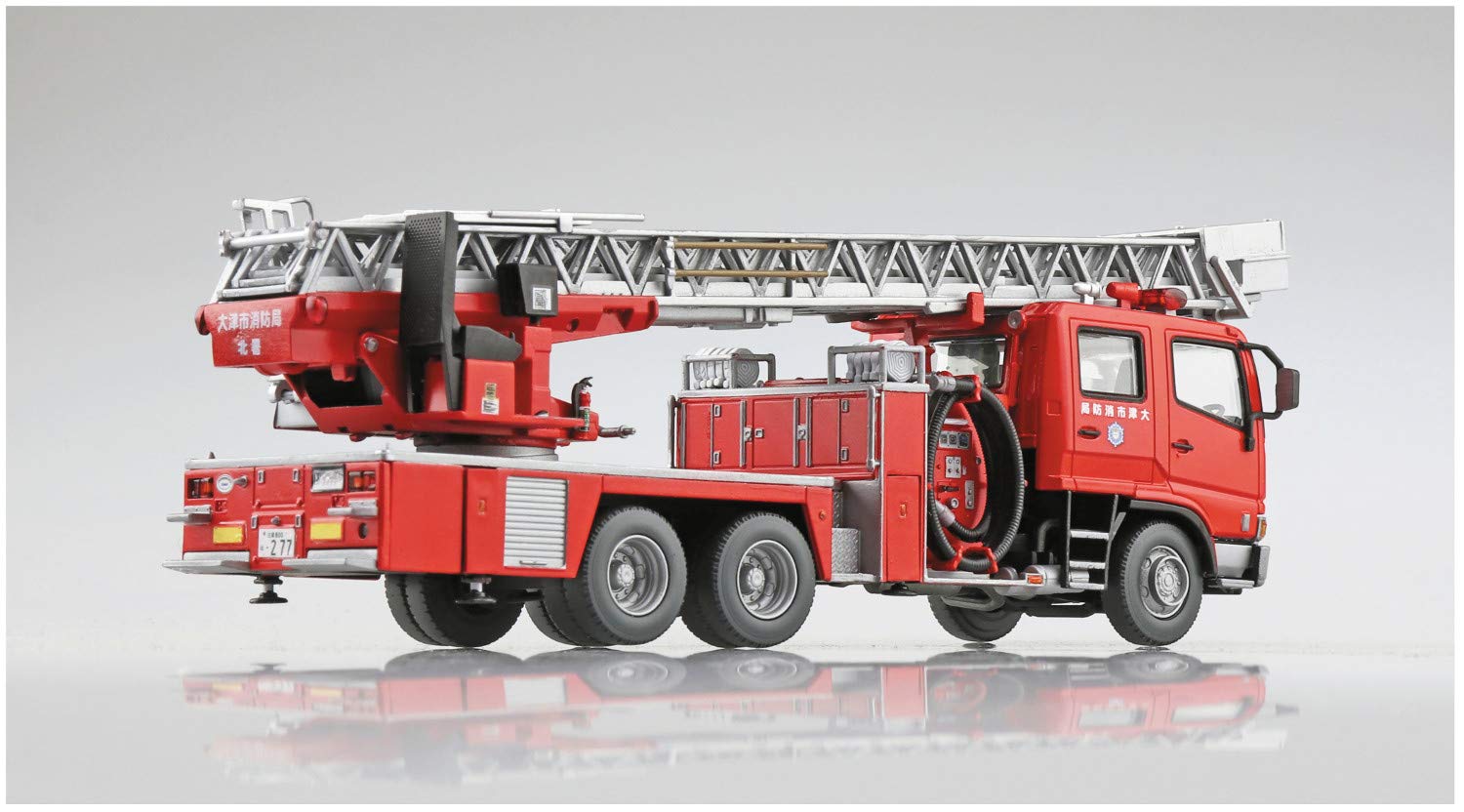 AOSHIMA Working Vehicle Series 1/72 Fire Ladder Truck Otsu Fire Department Plastic Model- Japan Figure Store - #1 Bring To You The Best Japanese Goods