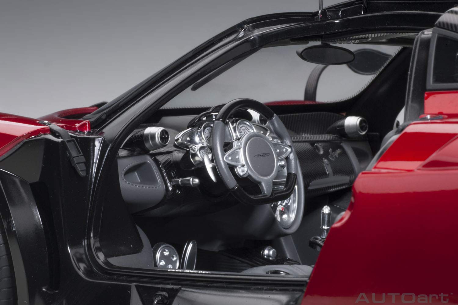 Autoart 1/12 Pagani Huayra Red- Japan Figure Store - #1 Bring To You The Best Japanese Goods