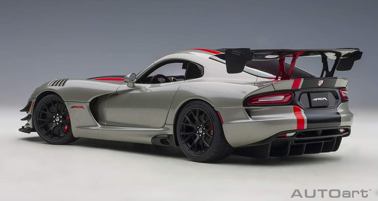 Autoart 1/18 Dodge Viper ACR Silver/Black 71733- Japan Figure Store - #1 Bring To You The Best Japanese Goods