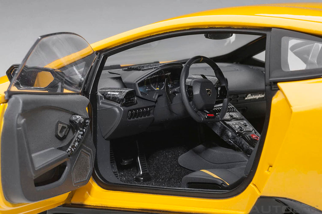 Autoart 1/18 Lamborghini Huracan Performante Pearl Yellow- Japan Figure Store - #1 Bring To You The Best Japanese Goods