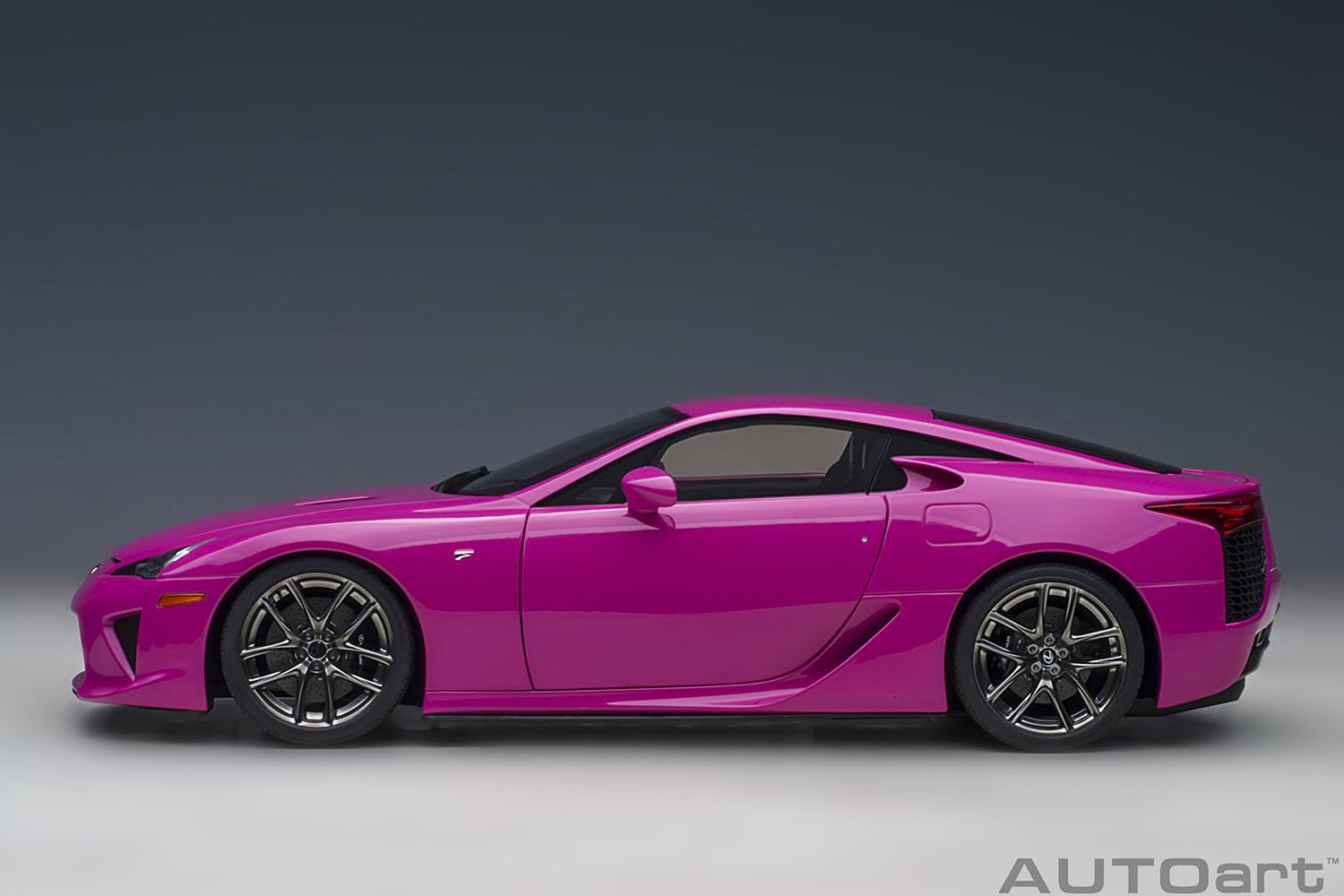 Autoart 1/18 Lexus LFA Passionate Pink Completed- Japan Figure Store - #1 Bring To You The Best Japanese Goods