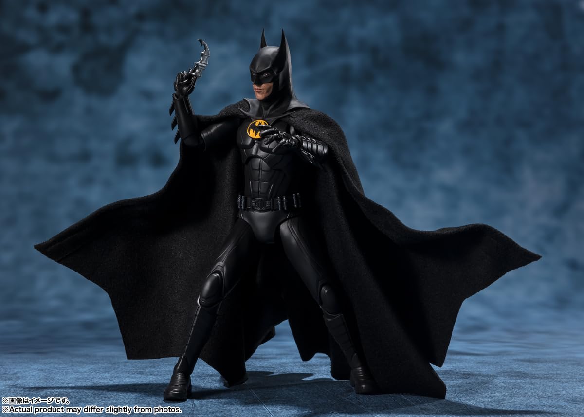 Bandai Spirits Batman Figuarts Movable 150mm ABS PVC & Cloth Painted Figure (The Flash)- Japan Figure Store - #1 Bring To You The Best Japanese Goods