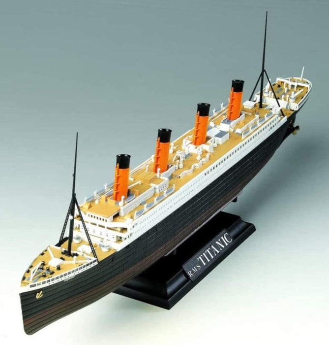 DOYUSHA 1/700 R.M.S. Titanic Led Set Plastic Model- Japan Figure Store - #1 Bring To You The Best Japanese Goods