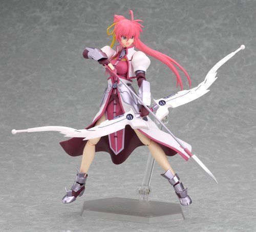 Figma 039 Magical Girl Lyrical Nanoha Strikers Signum Knight Ver. Figure- Japan Figure Store - #1 Bring To You The Best Japanese Goods
