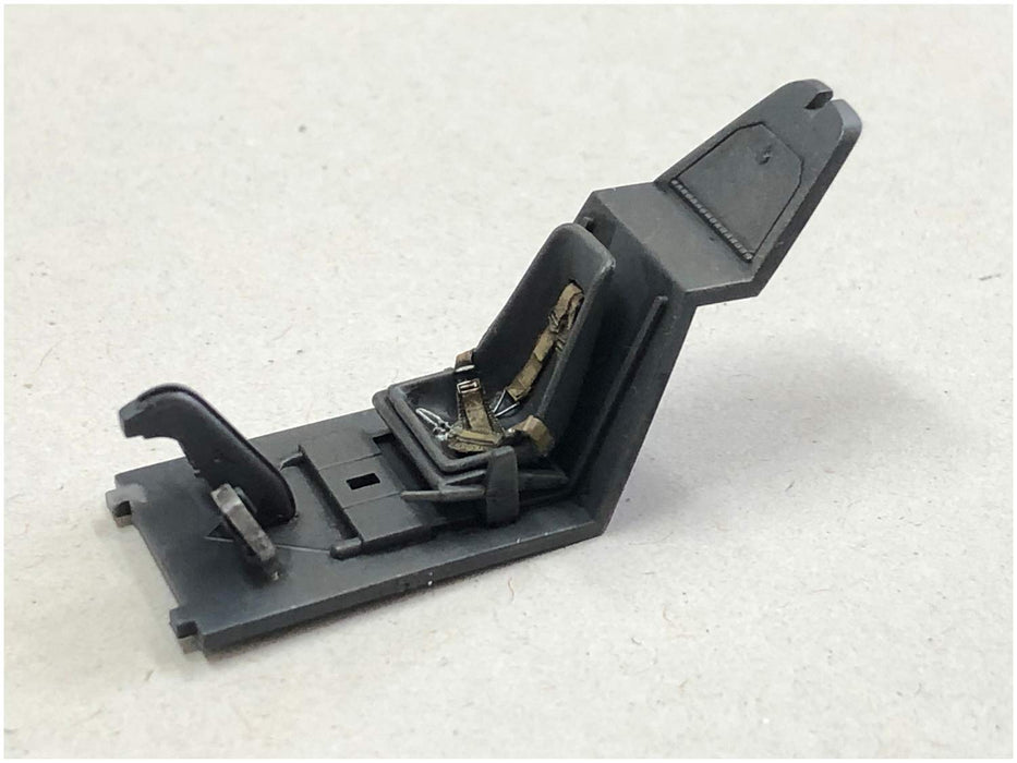 FINE MOLDS 1/48 Ija Messerschmitt Bf109 E-7 With Maintenance Scene Set 2 Plastic Model- Japan Figure Store - #1 Bring To You The Best Japanese Goods