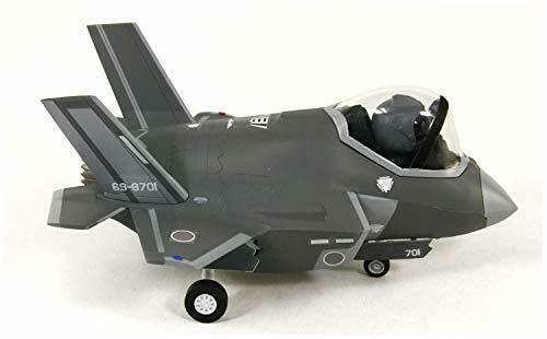 Great Wall Hobby Air Self Defense Force Fighter F-35a With One Pilot Figure Plas- Japan Figure Store - #1 Bring To You The Best Japanese Goods