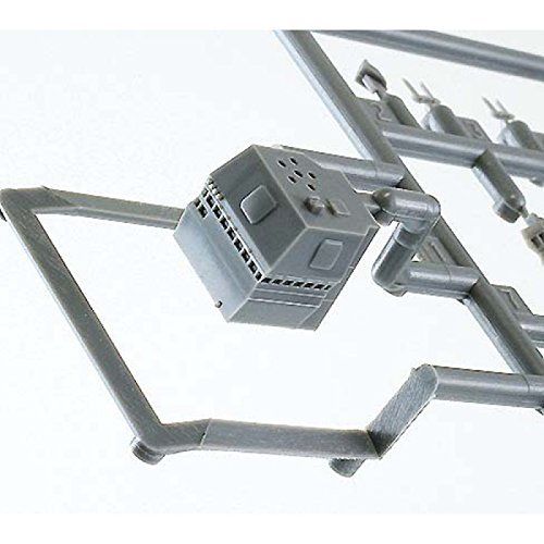 Hasegawa 1/700 J.m.s.d.f. Ddh Izumo Model Kit- Japan Figure Store - #1 Bring To You The Best Japanese Goods