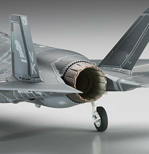 Hasegawa F-35 Lightning Ii Type B 'u.s. Marine'. Plastic Model Kit- Japan Figure Store - #1 Bring To You The Best Japanese Goods