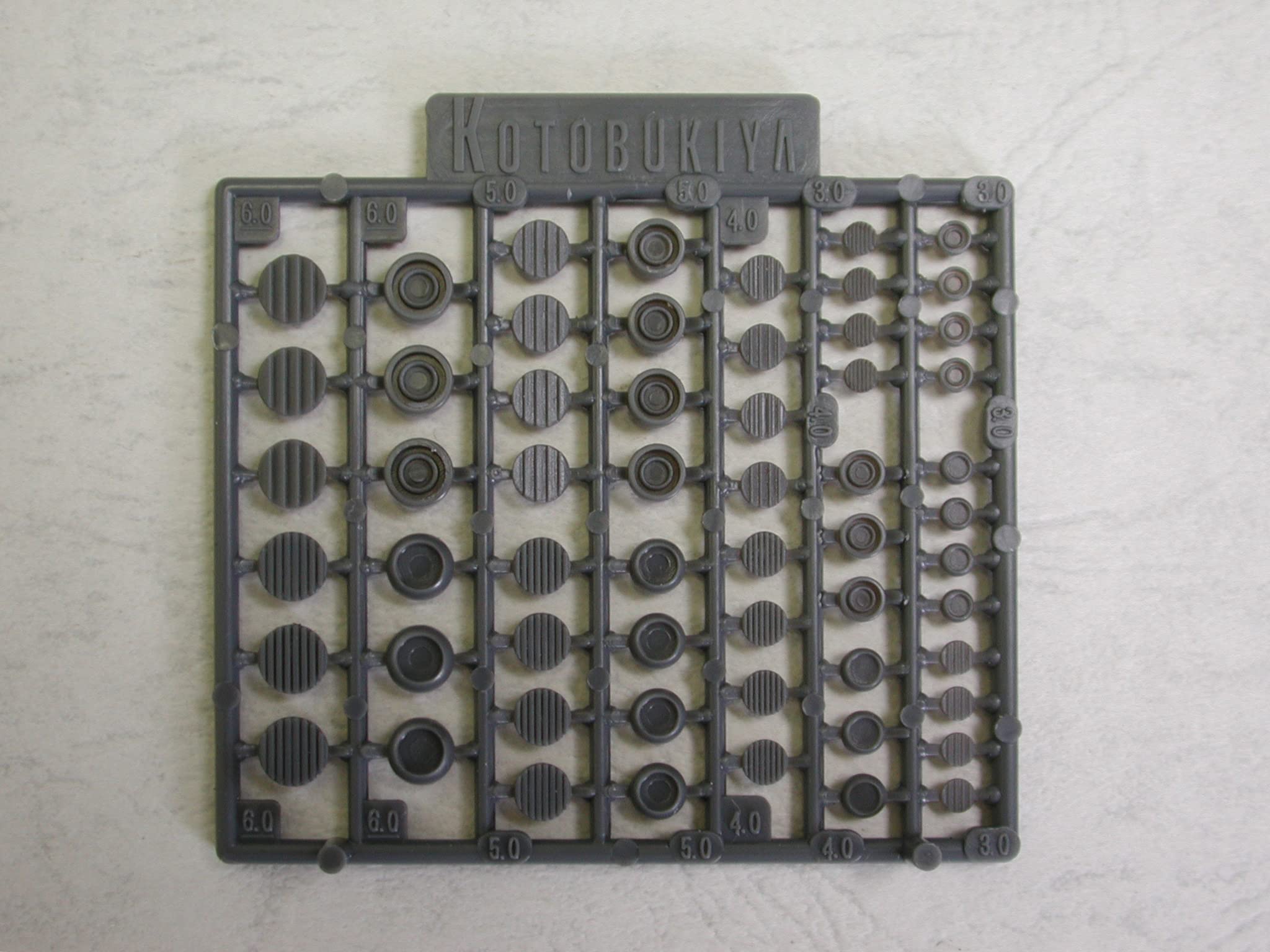 Kotobukiya P120 Round Mold IV - Non-Scale Plastic Modeling Support Unit- Japan Figure Store - #1 Bring To You The Best Japanese Goods