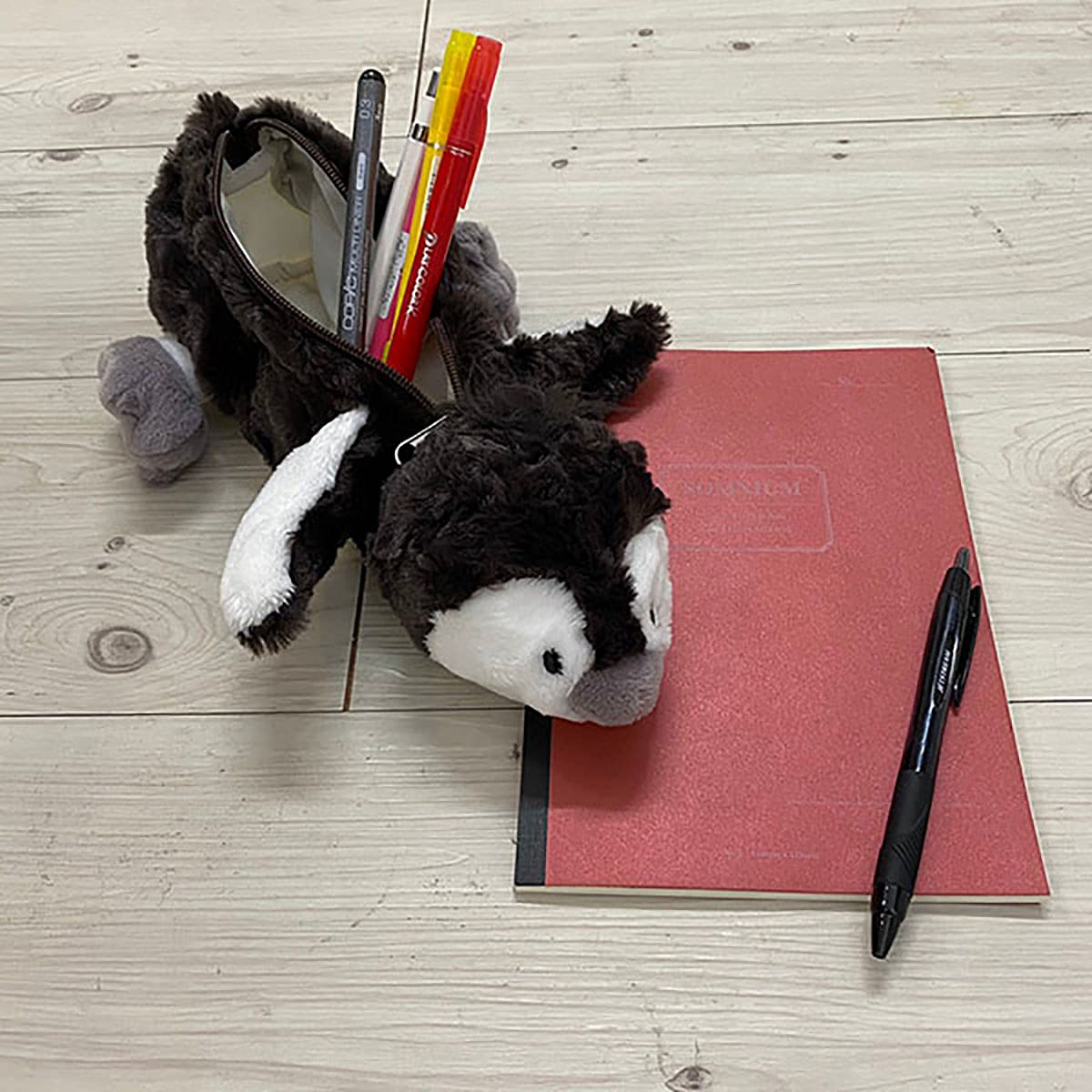 Nici (Niki) Winter15 Penguin Figure Pouch- Japan Figure Store - #1 Bring To You The Best Japanese Goods