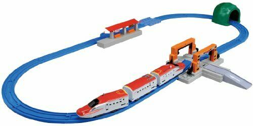 Plarail Let's Connect! Series E6 'super Komachi' & Tomica Arch Rail Crossing Set - Japan Figure