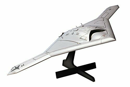 Platz 1/72 Us Navy Unmanned Bomber X-47b Flight State With Stand Plastic Model- Japan Figure Store - #1 Bring To You The Best Japanese Goods