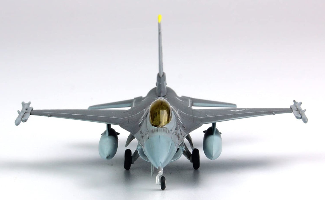 PLATZ 1/144 Usaf Pacaf F-16C Demonstration Team Plastic Model- Japan Figure Store - #1 Bring To You The Best Japanese Goods