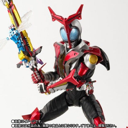 S.h.figuarts Masked Kamen Rider Kabuto Hyper Form Shinkocchou Seihou Renewal- Japan Figure Store - #1 Bring To You The Best Japanese Goods