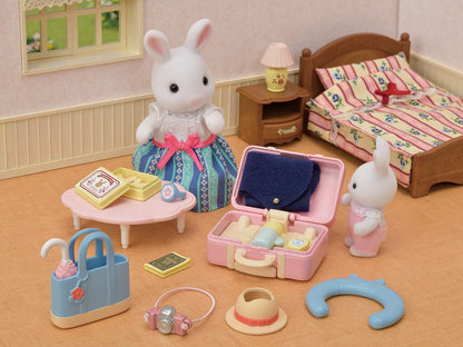 Epoch Sylvanian Families White Rabbit's Travel Dollhouse Set Toy for 3+ Years- Japan Figure Store - #1 Bring To You The Best Japanese Goods