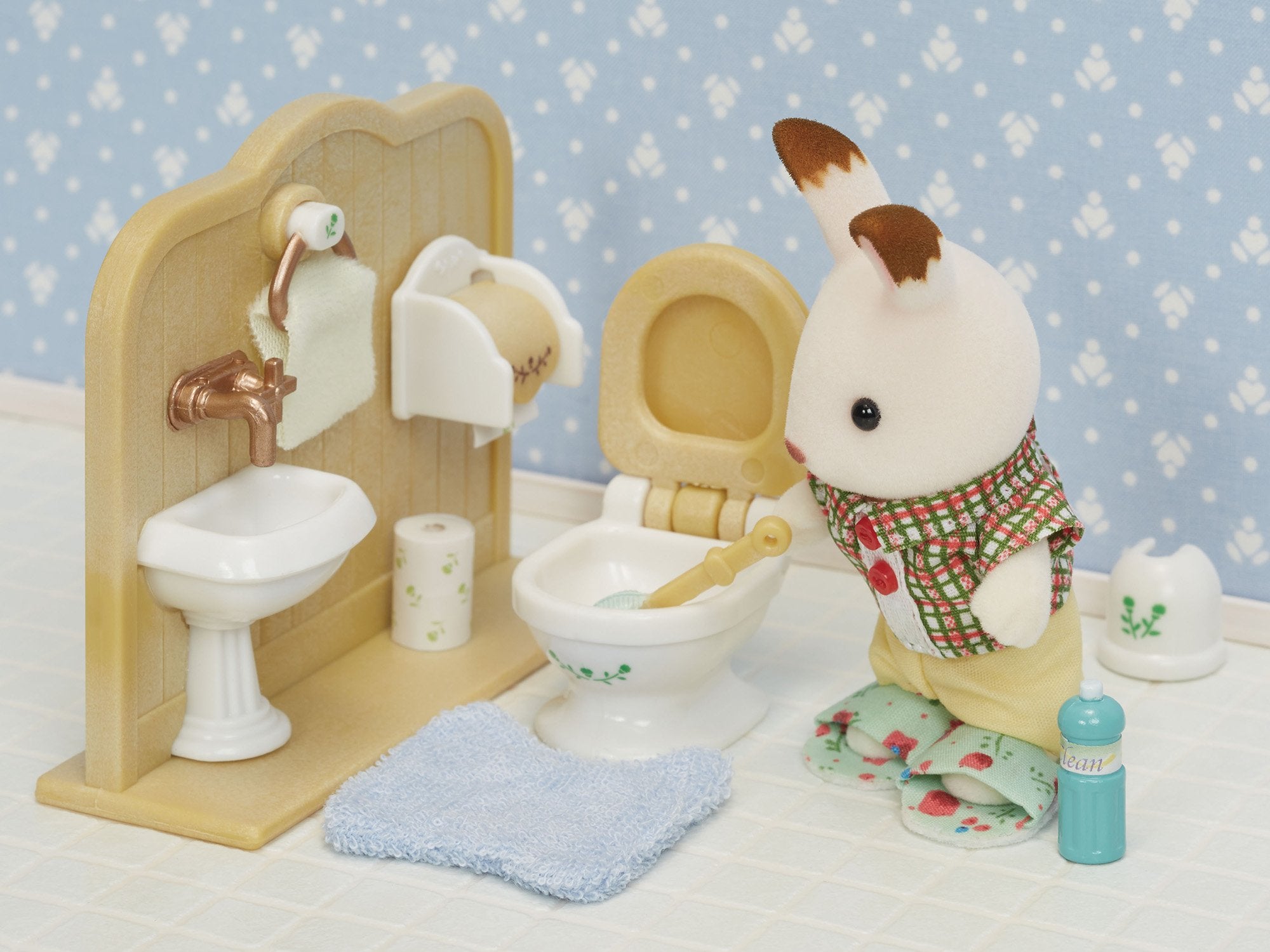 Epoch Sylvanian Families Dollhouse Furniture: Toilet Set Car-606 Certified Safe for Ages 3+- Japan Figure Store - #1 Bring To You The Best Japanese Goods