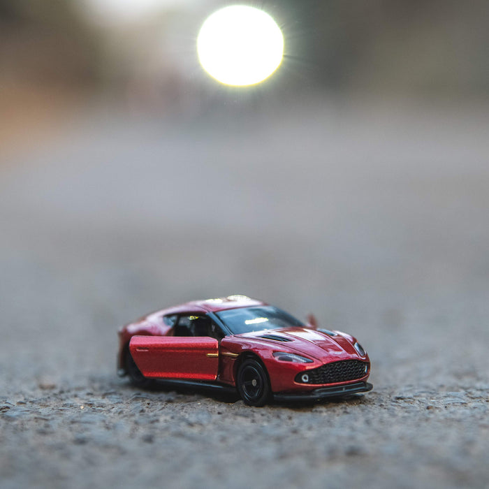 TAKARA TOMY Tomica 10 Aston Martin Vanquish Zagato 798378- Japan Figure Store - #1 Bring To You The Best Japanese Goods