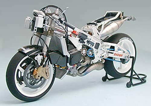 Tamiya 1/12 Otorcycle Series No.81 Suzuki Rgv-gamma Xr89 Plastic Model Kit- Japan Figure Store - #1 Bring To You The Best Japanese Goods