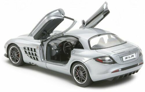 Tamiya 1/24 Mercedes-benz Slr Mclaren 722 Edition Plastic Model Kit- Japan Figure Store - #1 Bring To You The Best Japanese Goods