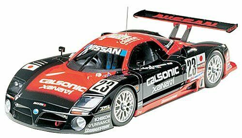 Tamiya 1/24 Nissan R390 Gt1 Plastic Model Kit - Japan Figure
