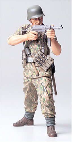 Tamiya 1/16 Ww Ii German Elite Infantryman Model Kit- Japan Figure Store - #1 Bring To You The Best Japanese Goods