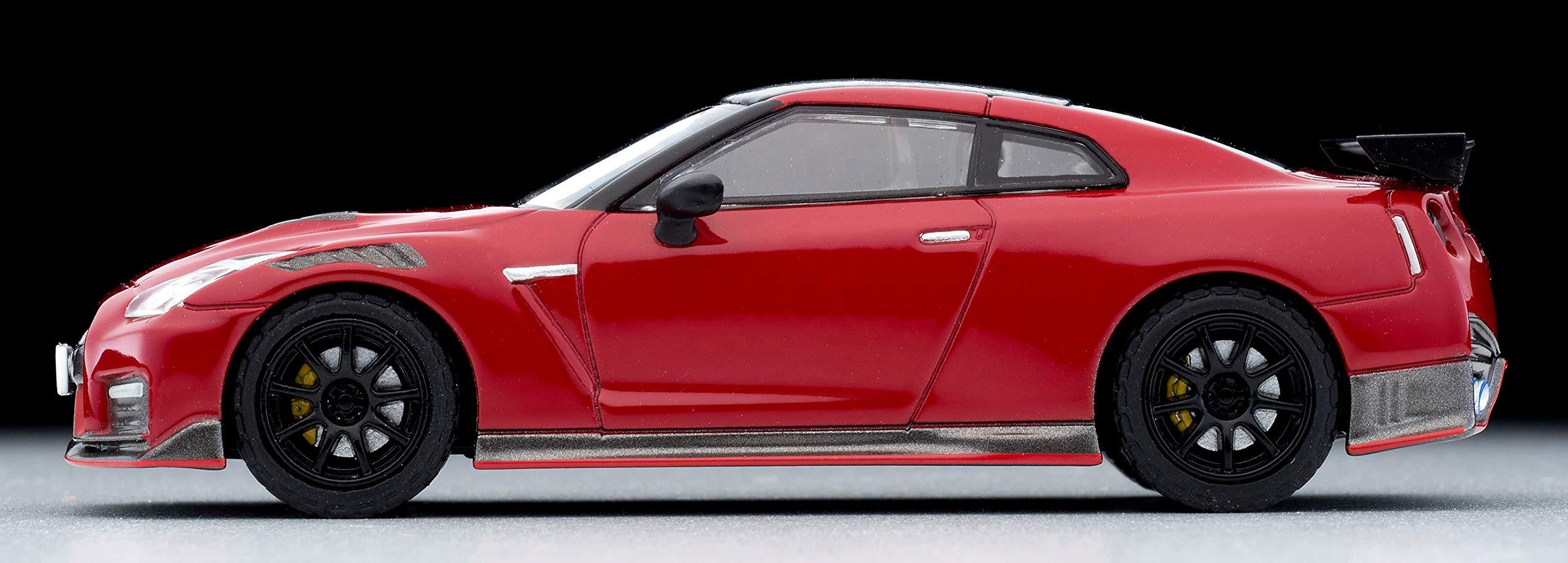 TOMYTEC Lv-N217B Tomica Limited Vintage Nissan Gt-R Nismo 2020 Model Red 1/64- Japan Figure Store - #1 Bring To You The Best Japanese Goods