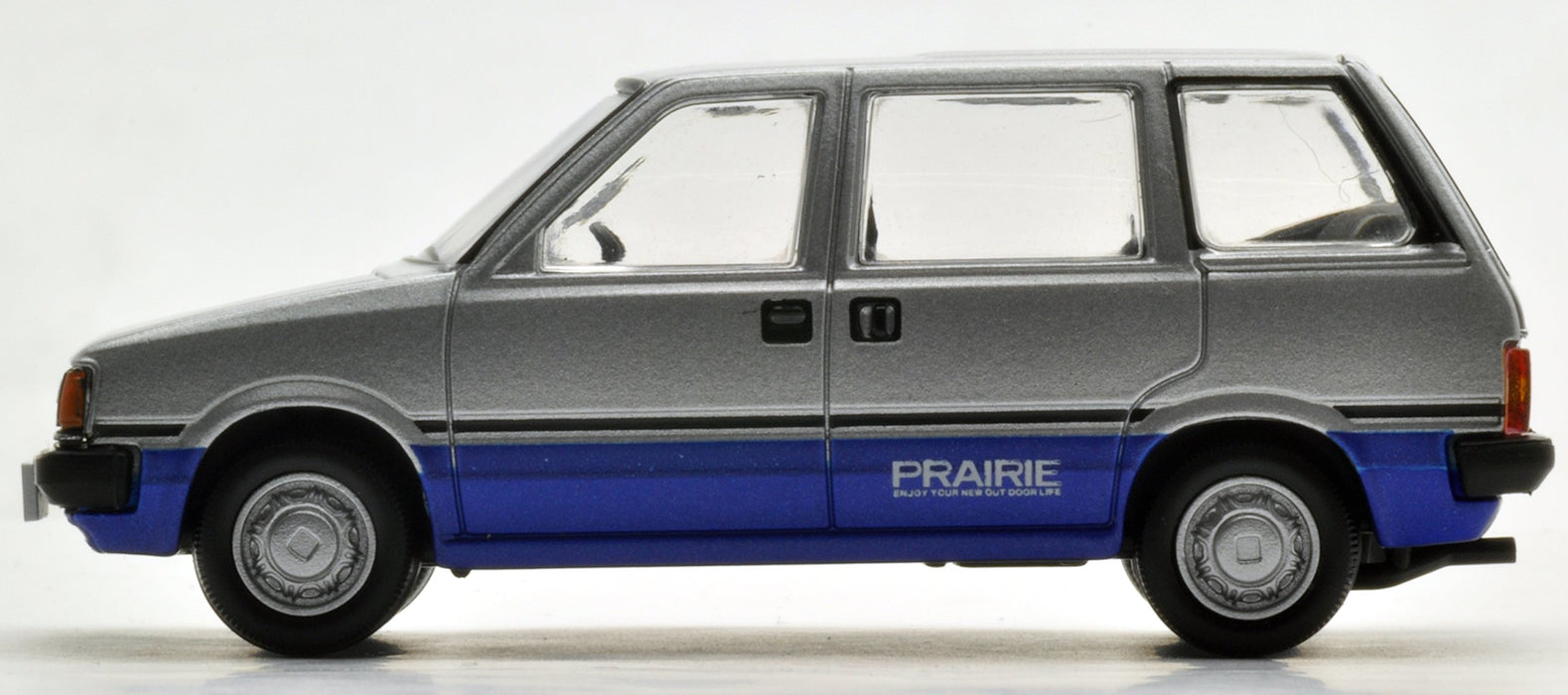Takara Tomy Tomica Limited Vintage Neo Lv-N115b Nissan Prairie Jw-G Silver Car Models- Japan Figure Store - #1 Bring To You The Best Japanese Goods
